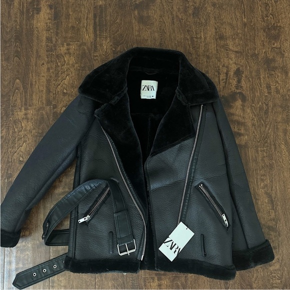 Zara Women's Black Leather Jacket - Picture 1 of 3